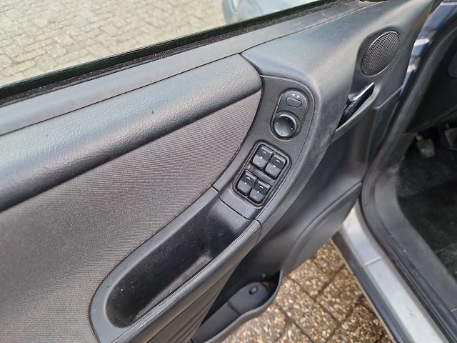 Opel zafira 1.8-16v comfort 2002 7-persoons | 35-lb-pz - afbeelding 7 van  22