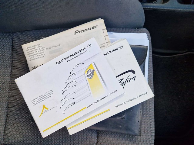 Opel zafira 1.8-16v comfort 2002 7-persoons | 35-lb-pz - afbeelding 15 van  22