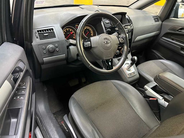 Opel zafira 1.8 cosmo 7p automaat; 41-kxd-8 - afbeelding 10 van  13