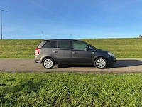 Opel zafira 1.8 cosmo | 80-jlk-5 i