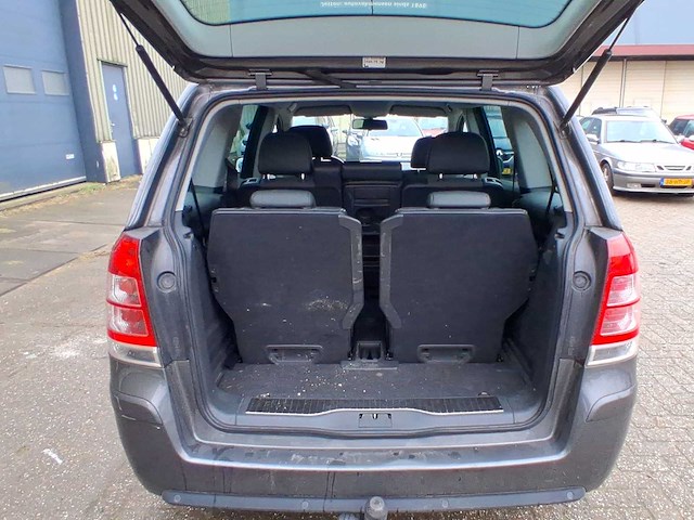 Opel zafira 1.8 cosmo | 81-pvd-8 - afbeelding 16 van  28