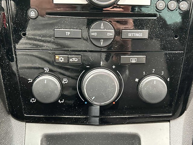 Opel zafira 1.8 edition 2011 | 15-rsj-9 - afbeelding 21 van  37