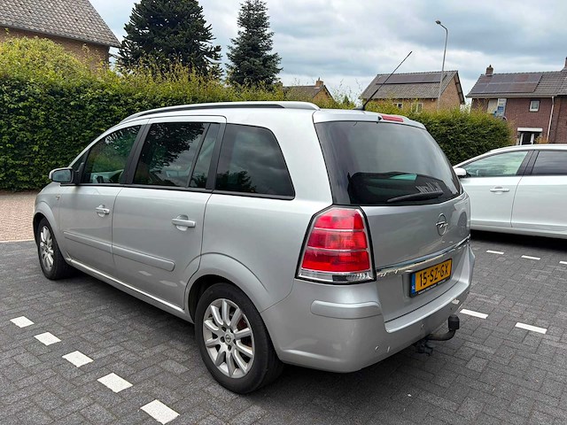 Opel zafira 1.8 executive, 15-sz-gx - afbeelding 3 van  3