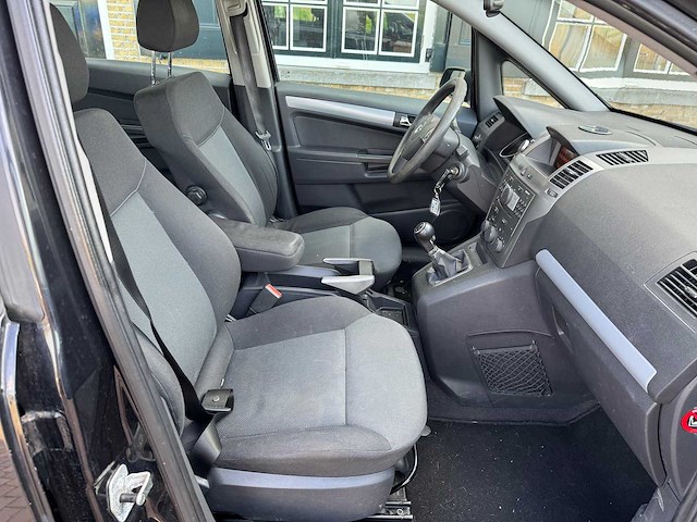 Opel zafira 1.8 temptation 7-persoons 2007 16-xl-kd - afbeelding 17 van  21