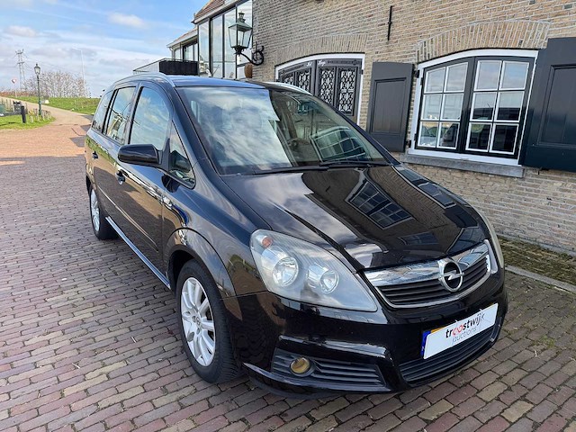 Opel zafira 1.8 temptation 7-persoons 2007 16-xl-kd - afbeelding 14 van  19