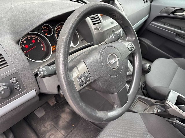 Opel zafira 1.8 temptation | 99-xb-rt - afbeelding 13 van  13