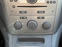 Opel zafira 1.8 temptation | 99-xb-rt - afbeelding 13 van  22