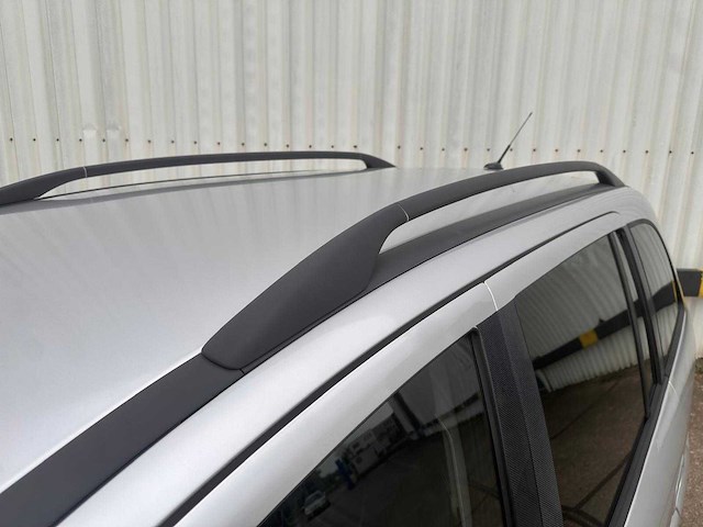 Opel zafira 2.0 16v opc, 47-rz-sk - afbeelding 4 van  4