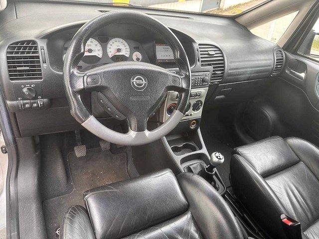 Opel zafira 2.0 16v opc, 47-rz-sk - afbeelding 12 van  12