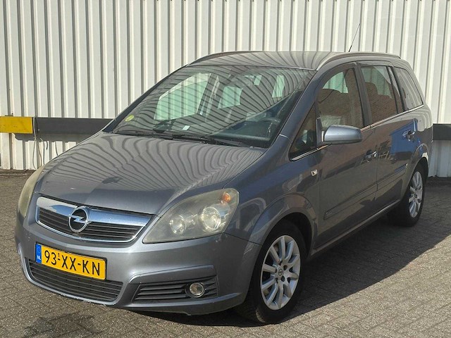 Opel zafira 2.2 cosmo , 93-xx-kn - afbeelding 1 van  3