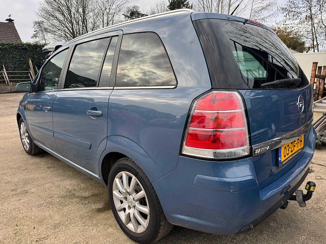 Opel zafira 2.2 cosmo automaat 7p 03-zf-ph - afbeelding 22 van  27