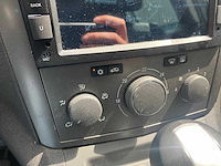 Opel zafira 2.2 cosmo, automaat, 93-xx-kn - afbeelding 2 van  14