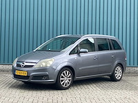 Opel zafira 2.2 cosmo, automaat, 93-xx-kn - afbeelding 1 van  17