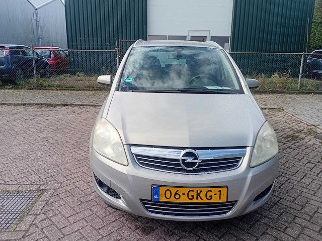 Opel zafira 2.2 cosmo automaat airco navi 7pers, 06-gkg-1 - afbeelding 2 van  23