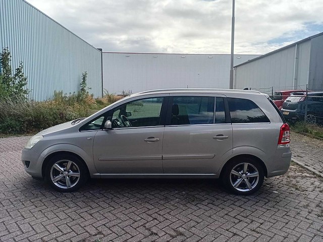 Opel zafira 2.2 cosmo automaat airco navi 7pers, 06-gkg-1 - afbeelding 3 van  23