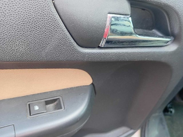 Opel zafira 2.2 cosmo automaat airco navi 7pers, 06-gkg-1 - afbeelding 8 van  23