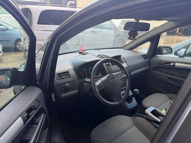 Opel zafira 2.2 enjoy, 89-ts-ll - afbeelding 11 van  12