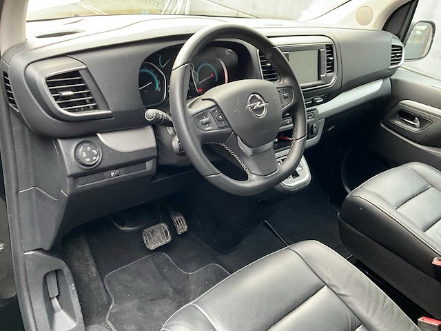 Opel zafira-e - personenauto (schade) - afbeelding 8 van  21