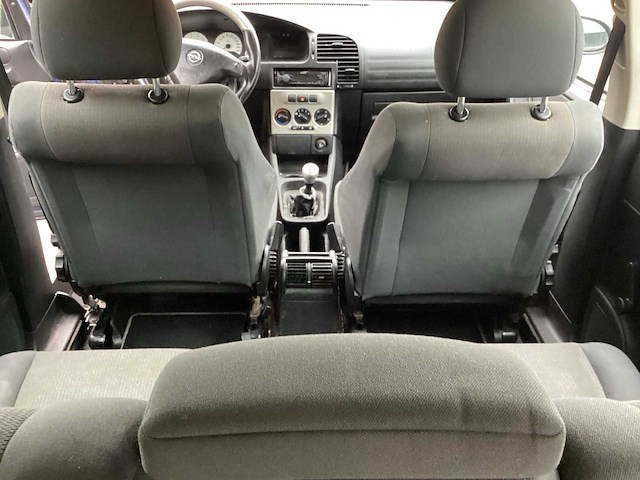 Opel zafira gj-934-h - afbeelding 16 van  31