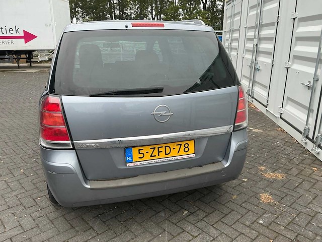 Opel zafira personenauto (5-zfd-78) - afbeelding 42 van  46
