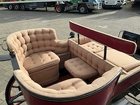 Open antiek rijtuig - afbeelding 10 van  22