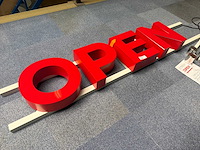 “open” bord - afbeelding 2 van  5