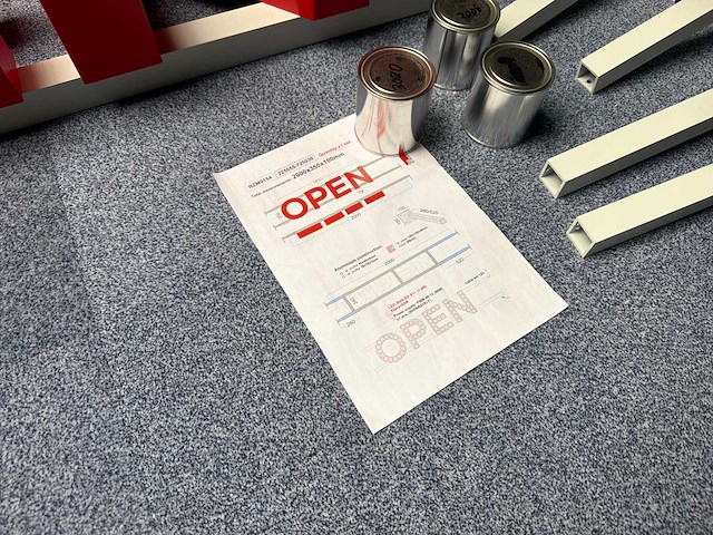 “open” bord - afbeelding 3 van  5