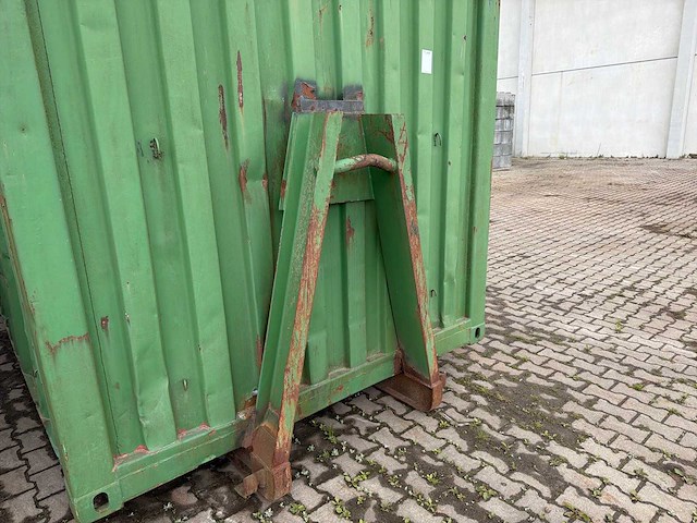 Open haakarm afzet afvalcontainer - afbeelding 2 van  4