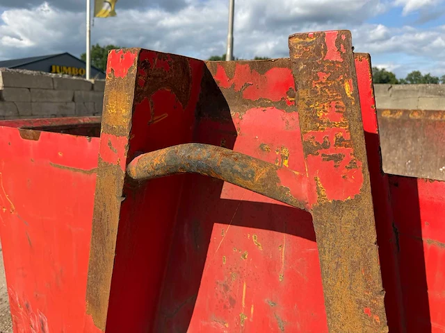 Open haakcontainer met kiepklep - afzet afvalcontainer - afbeelding 6 van  6