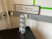 Open kast met decoratie - afbeelding 5 van  6