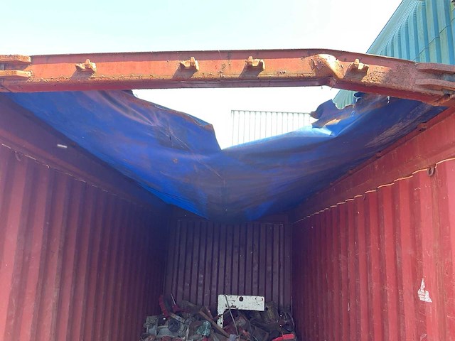Open top zeecontainer inclusief inhoud - afbeelding 5 van  5