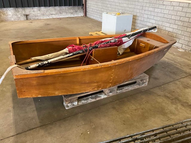 Open zeilboot - afbeelding 4 van  7