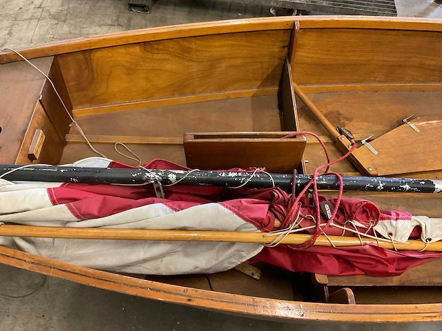 Open zeilboot - afbeelding 6 van  7