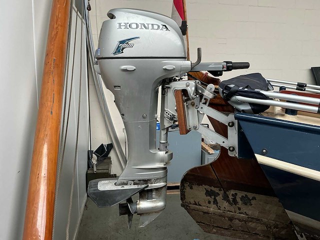 Open zeilboot - afbeelding 13 van  20