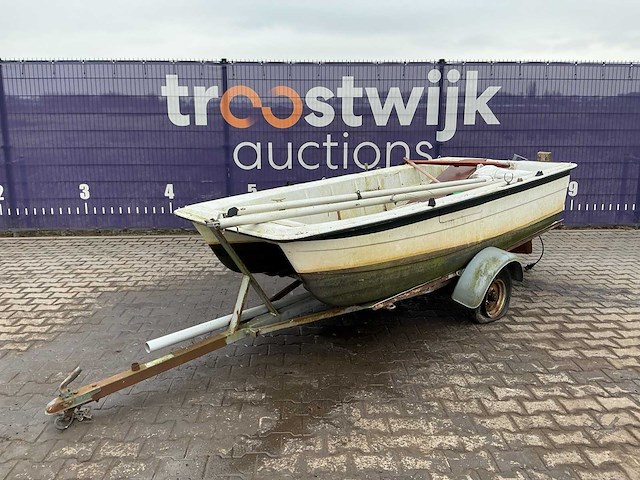 Open zeilboot - afbeelding 1 van  6