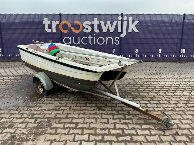 Open zeilboot - afbeelding 2 van  6