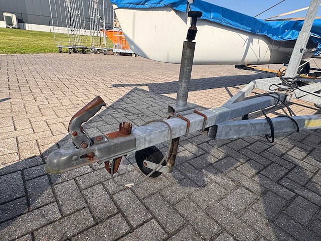 Open zeilboot - afbeelding 2 van  13
