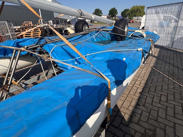 Open zeilboot - afbeelding 3 van  13