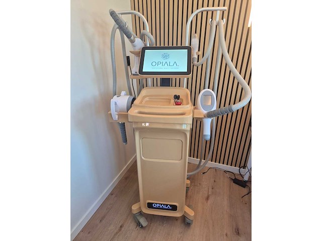 Opiala - sculptura v shape - bodyshape vacuüm/rf-shaping apparaat - beauty salon - afbeelding 3 van  6