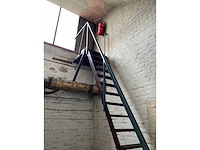 Opklapbare trap 17-trede 370cm hoog - afbeelding 3 van  4