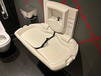 Opklapbare verschoontafel - afbeelding 2 van  2