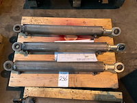 Opklapcilinder bouwlandinjecteur (3x) - afbeelding 1 van  1
