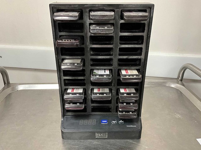 Oplaadstation voor piepers - afbeelding 2 van  3