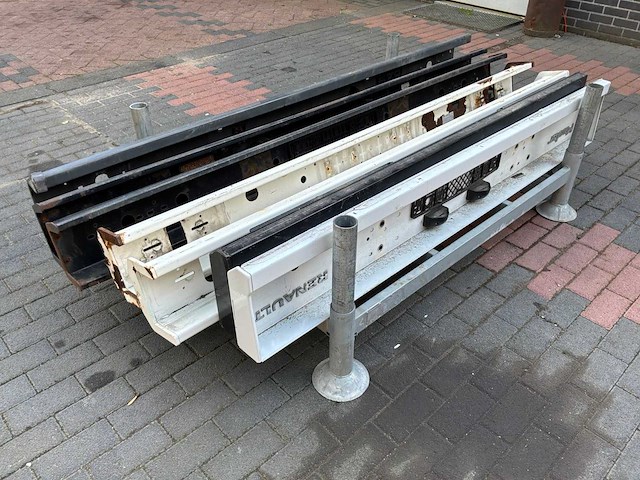 Oplegger / be aanhangwagen bumper (7x) - afbeelding 2 van  8