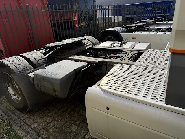 Opleggertrekker daf( h4en3) xf 460 ft met kenteken 61-blz-3 - afbeelding 9 van  15