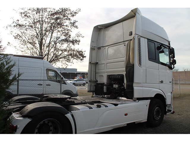 Opleggertrekker daf xf 480 ft automaat type h4en met kenteken 43-blj-8. datum eerste toelating 22-10-2018. - afbeelding 5 van  37