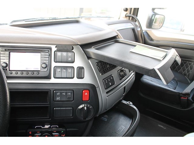 Opleggertrekker daf xf 480 ft automaat type h4en met kenteken 43-blj-8. datum eerste toelating 22-10-2018. - afbeelding 18 van  37