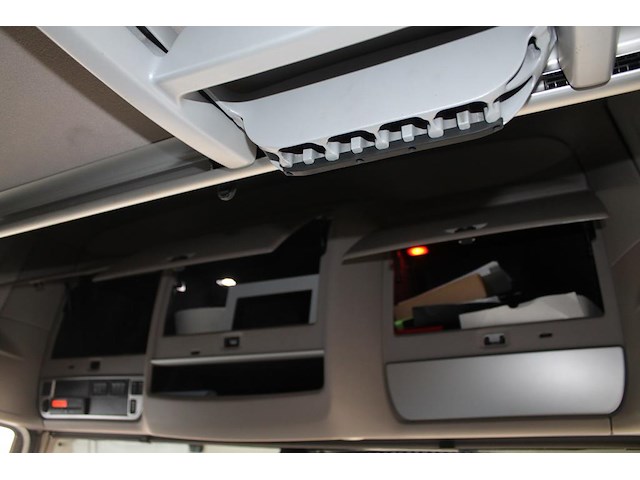 Opleggertrekker daf xf 480 ft automaat type h4en met kenteken 43-blj-8. datum eerste toelating 22-10-2018. - afbeelding 25 van  37