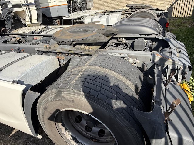 Opleggertrekker scania n323 r450 met kenteken 29-bkf-6 - afbeelding 2 van  17