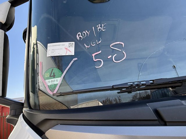 Opleggertrekker scania n323 r450 met kenteken 29-bkf-6 - afbeelding 11 van  17